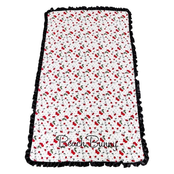 NWT beach bunny cherry dot beach towel size XL - Picture 8 of 9